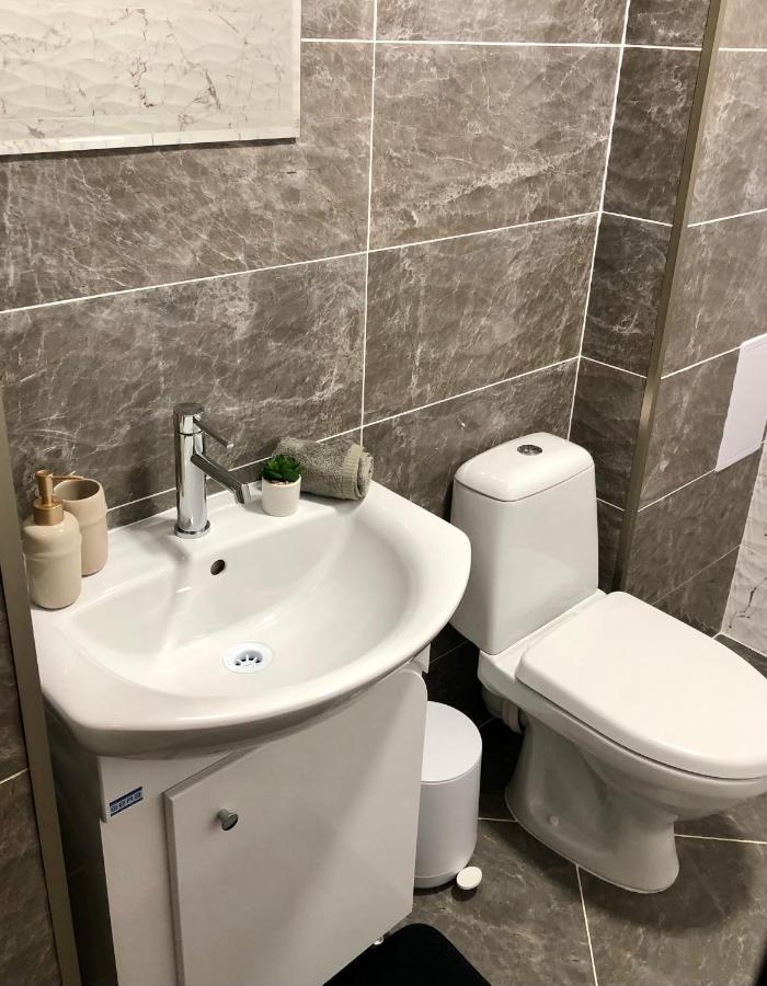 Luxury Apartment 2 Free Underground Parking Pazardzhik Buitenkant foto